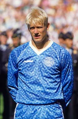 Schmeichel_1988_DENMARK